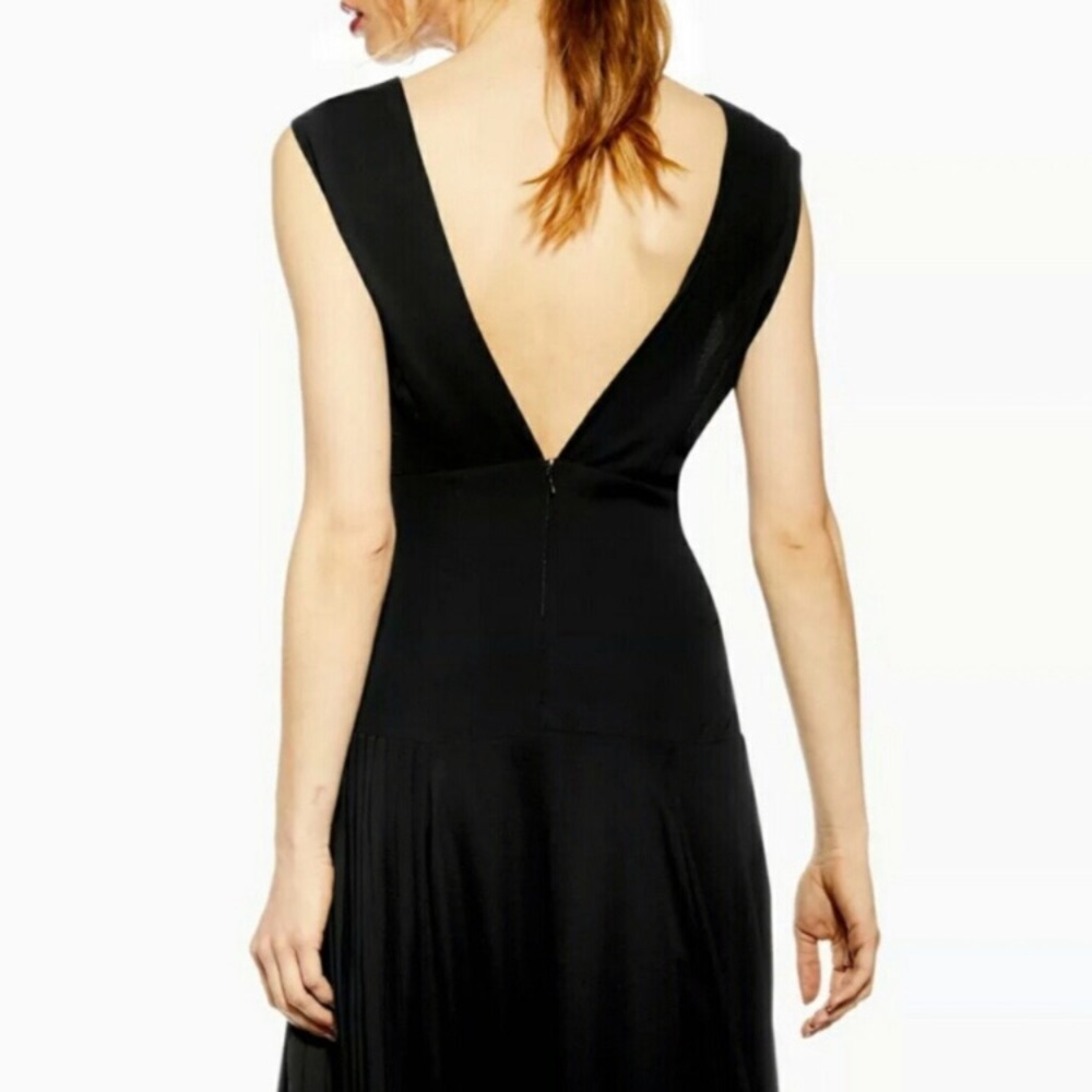 NWT TOPSHOP size 8 pinafore plunge front midi length black dress